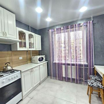 Здається 1к Івана Каплуненка 9, ДНС