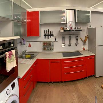 Федора Ернста вул., 6