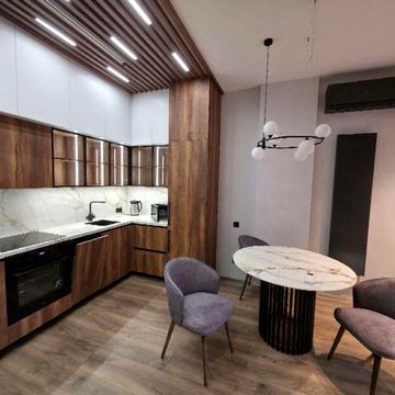 Продам простору 2 кімнатну квартиру ЖК Женева