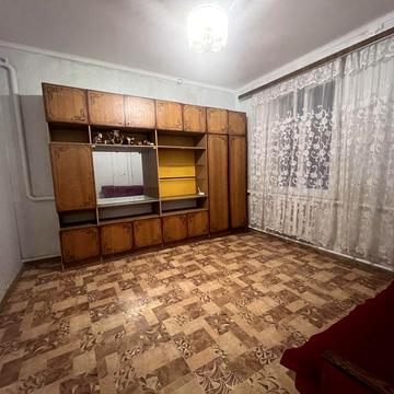 Продаж затишноі квартири/гостинки