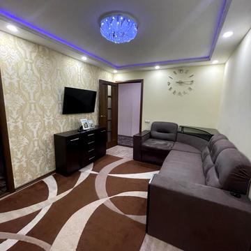 Незалежності вул. (Титова), 20