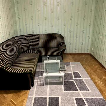 Володимира Жаботинського вул. (Муромська), 3