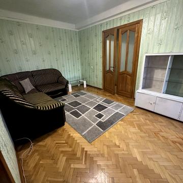 Володимира Жаботинського вул. (Муромська), 3