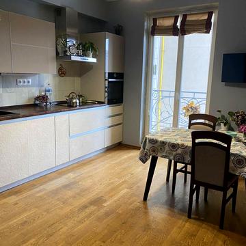 Леонтовича вул. (Бєлінського), 16а