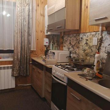 Продаю дом с кап.ремонтом мебелью и техникой в живописном р-не г Мереф