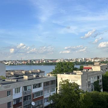 Петриківська вул., 9