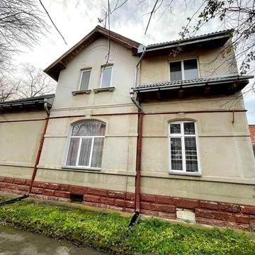 Затишна 2 кімнатна квартира вул Тарнавського