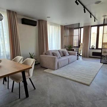 Дніпровська набережна вул., 18-А