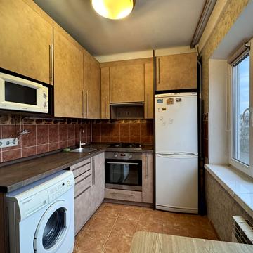 Ірини Бекешкіної вул. (Генерала Карбишева), 18-Б