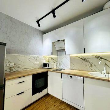 Гліба Бабіча вул. (Канальна), 8-Г