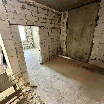 Новоукраїнська вул., 6