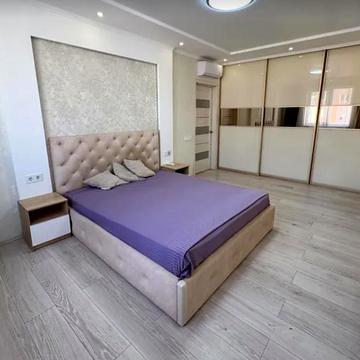 Драгоманова вул., 6