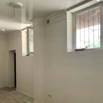 Миру просп. (Леніна), 1