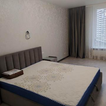 Олександра Олеся вул., 8/17