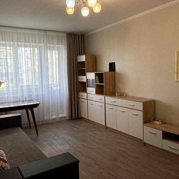 Здам 2-х кімнатну квартиру по вул.Севастопольська 22 (Дарницький р-н)