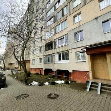 Богдана-Ігора Антонича вул., 22