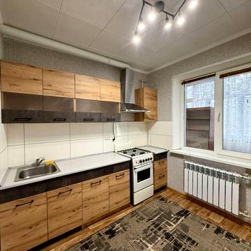 Сдам в аренду 1 комнатную, левый берег. А