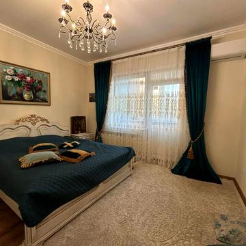 Августина Волошина вул., 3-А