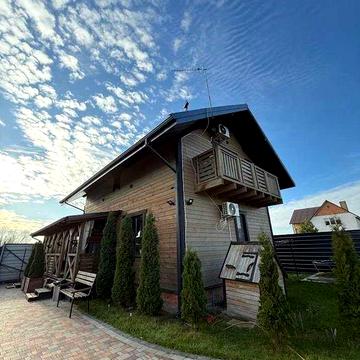 ПРОДАЄТЬСЯ затишний котедж