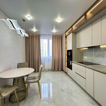 Двухкомнатная квартира с ремонтом на Таирова