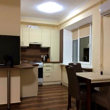 Новогоспітальна вул. (Щорса пров.), 5