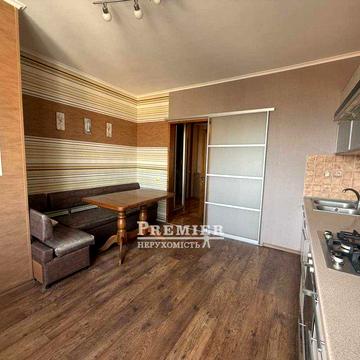 1-кімнатна квартира Вузовський р-н, цегляний будинок 2007 року, 47 м²