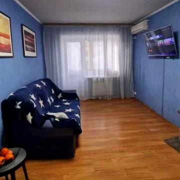 2 кім в ЦЕГЛІ середній поверх СЛОБОЖАНСЬКИЙ (Газети Правда) (718667)