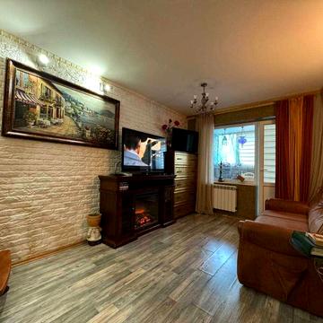 Прирічна вул., 5