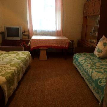 Здаю частину будину 2 кімнати.