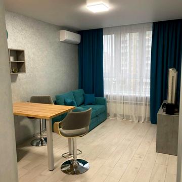 Драгоманова вул., 10