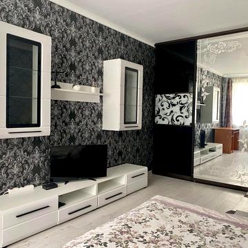 Залізнична вул., 7П