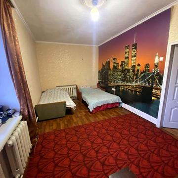 Здам 2-кім. квартиру з 01.12.25 центрі міста на Красному-мосту Власник