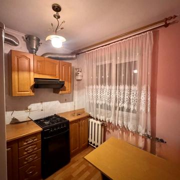 Повітряна вул., 3