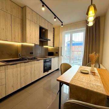 Леоніда Перфецького вул., 6