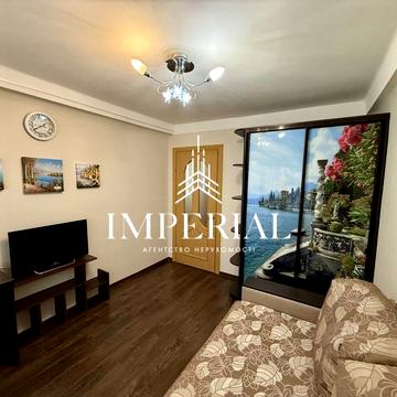 Русанівська набережна вул., 4