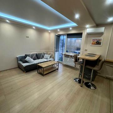 Саперне Поле вул., 26