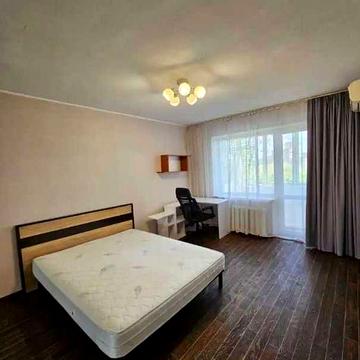 1 кім 40 м2 РЕМОНТ в багатоповерхівці ТОПОЛЬ (718613)