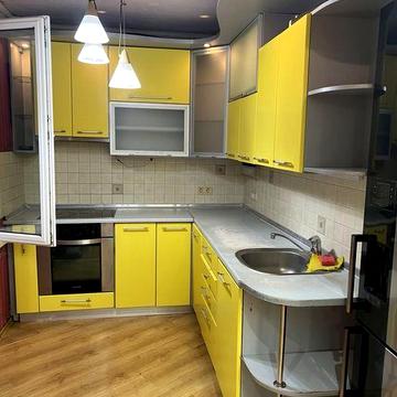 Оренда 4 кімнатної квартиры пр-т Перемоги (метро 5 хвилин)