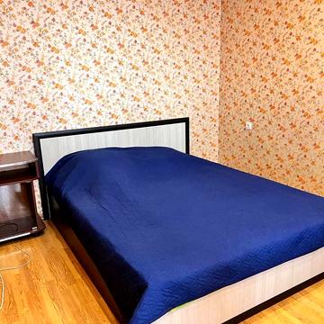 Олександра Поля просп. (Кірова), 22