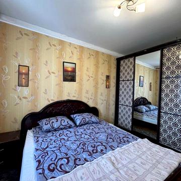 Оренда 2-кімнатної квартири в Довгинцівському р-ні Військове містечко