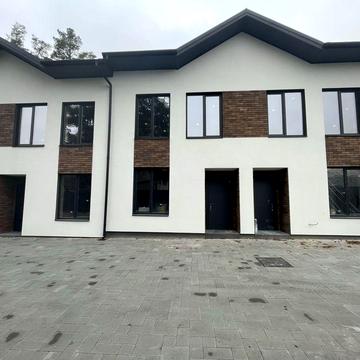 Таунхаус на вулиці Шкаріських, Ірпінь