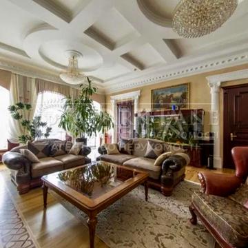 Володимирська вул., 48