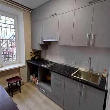 Продається 2 кімнатна квартира на вул. Маловського єВІДНОВЛЕННЯ