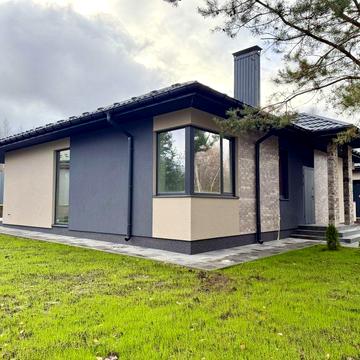 Одноповерховий будинок з частковим ремонтом без комісії