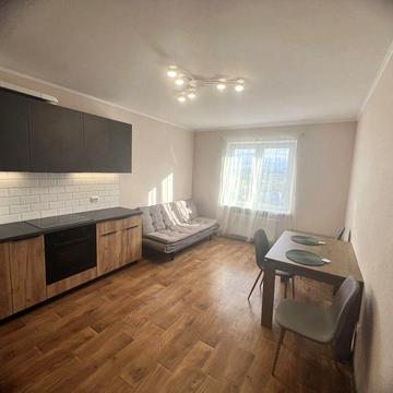 Без комісії! Власник!Коноплянська 22Б,2-кімн.кв.,77 кв м,кухня 18,хол.