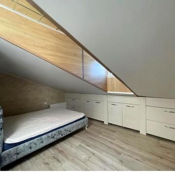 Ніжинська вул., 64