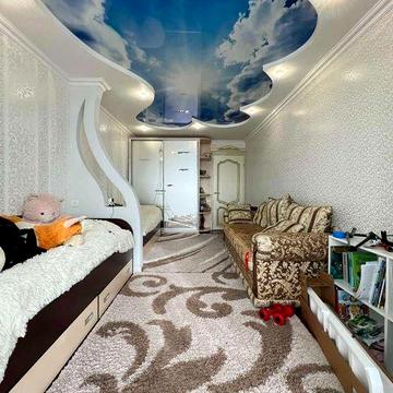 Продам 3-кімнатну квартиру по вул.Героїв Праці,17,площа 68м2(код88003)