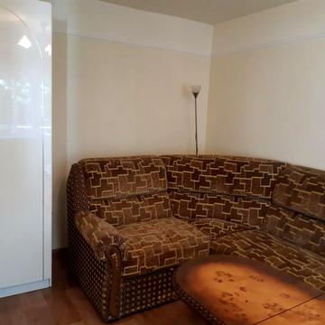 Писаржевського вул., 8