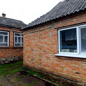 Продам будинок(біля Великого базару)