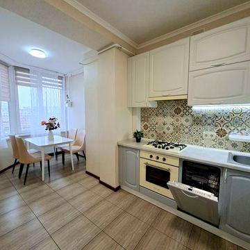 Продаж 3х кім квартири в ЖК Софія Сіті,  74 м2, Сонячна 3 ЖК Софія Сіті